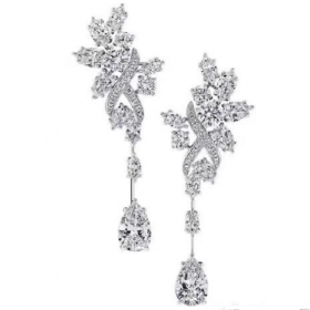 2020 Harry Winston Secrets Cluster 18K  Platinum Diamond Earrings