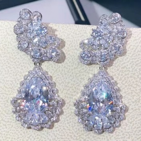2020 Chopard 18K Platinum Diamond Earrings 
